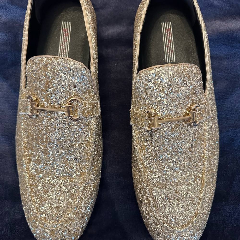 Men's Glitter Loafers for Fancy Event size 12 w/Matching Bow Tie & Pocket Scarve